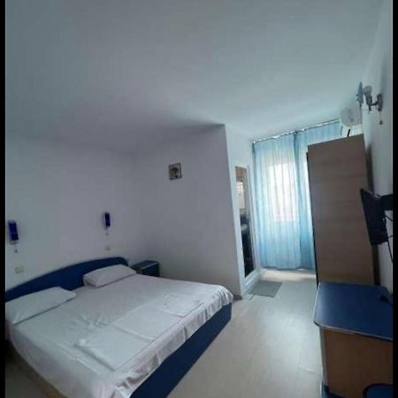 Vila George Hotel Costineşti Exterior foto